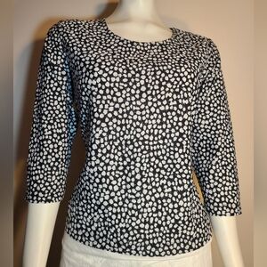 Women's black white top